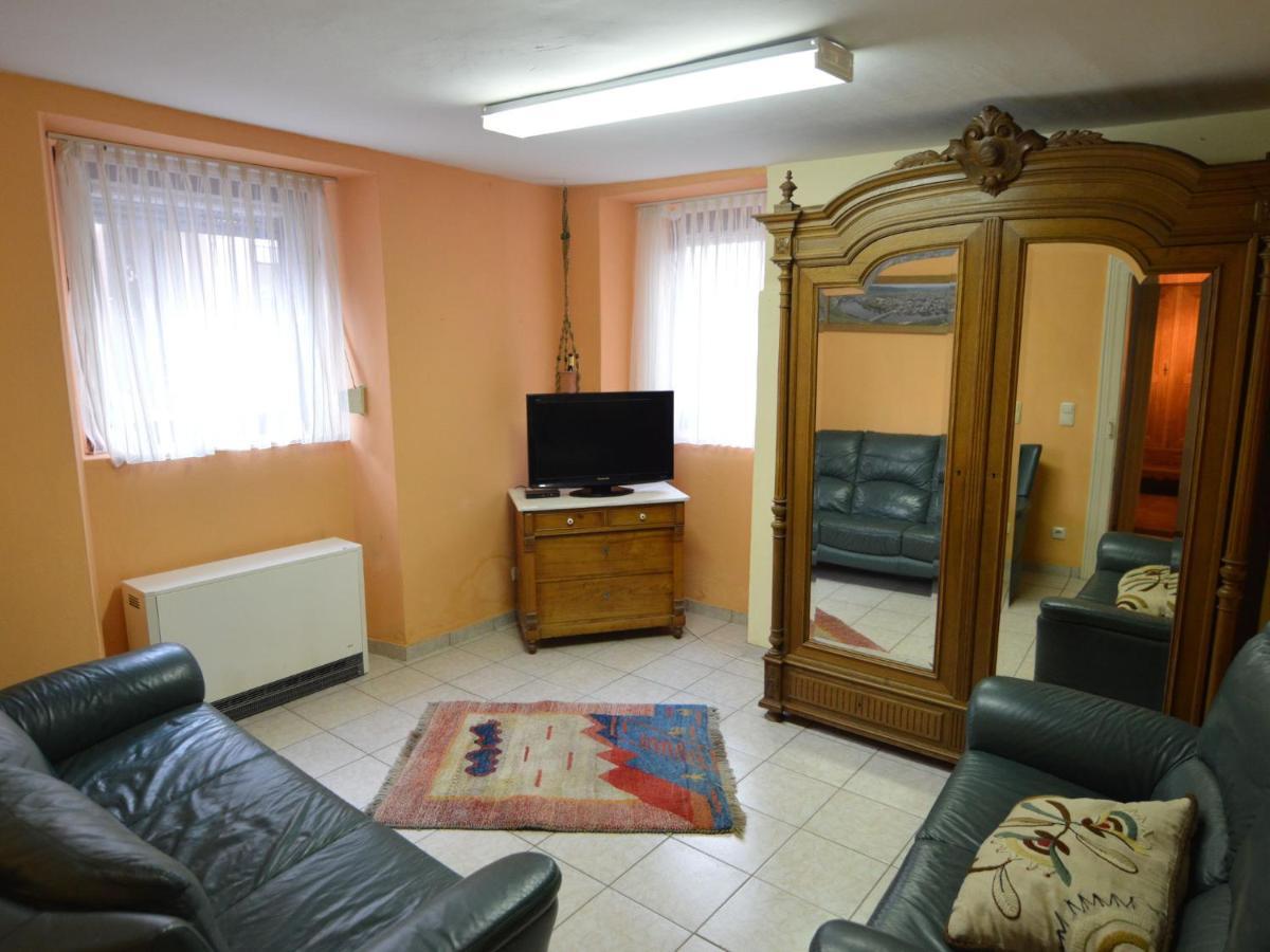 Charming Holiday Home In Neumagen Dhron Екстериор снимка